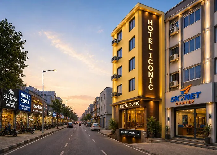 Hotel Iconic At Delhi International Airport New Delhi